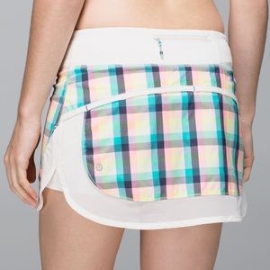 Lululemon Hotty Hot Skirt *4-way Stretch Size 6